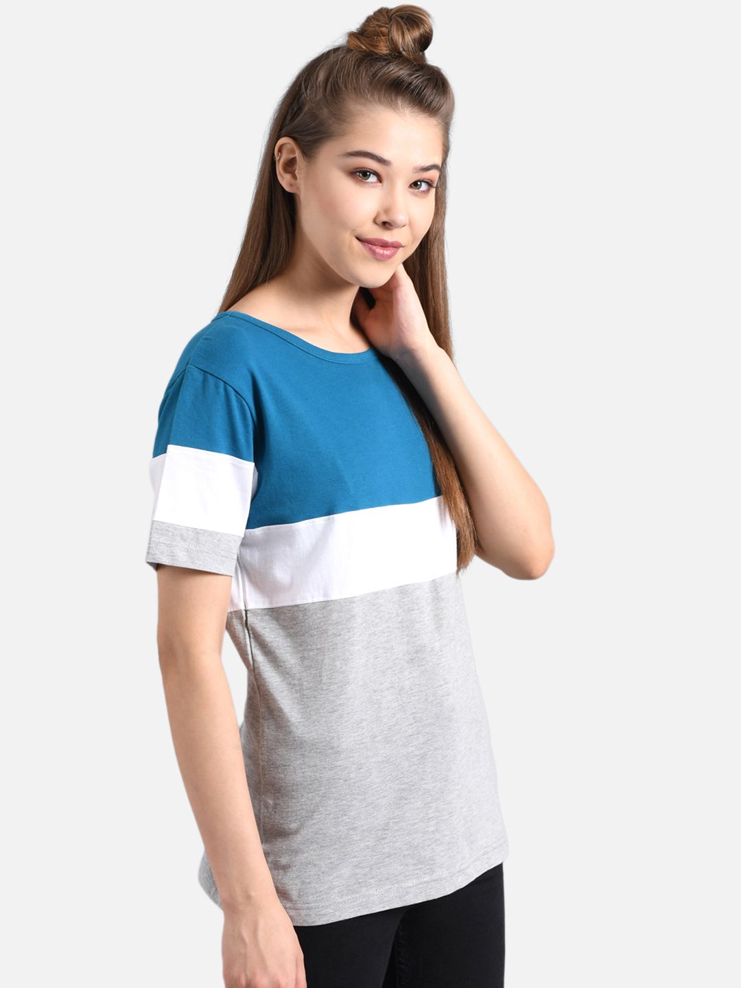 Kotty Women Blue Colourblocked Round Neck T-shirt