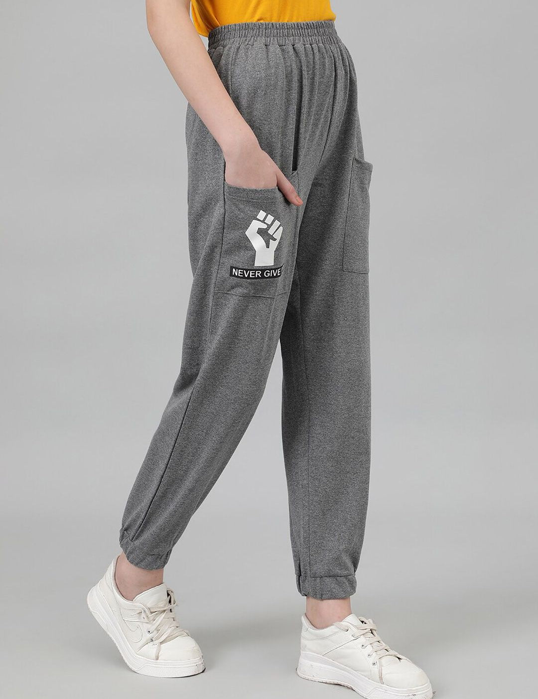 Kotty Women Relaxed Fit Mid Rise Track Pants