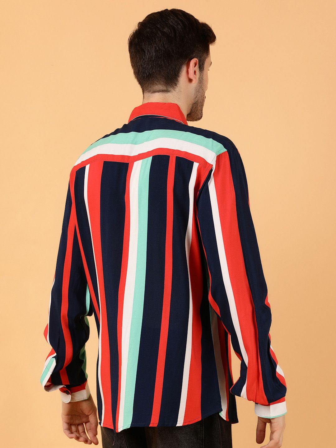 Kotty Men Relaxed Spread Collar Graphic Printed Casual Shirt