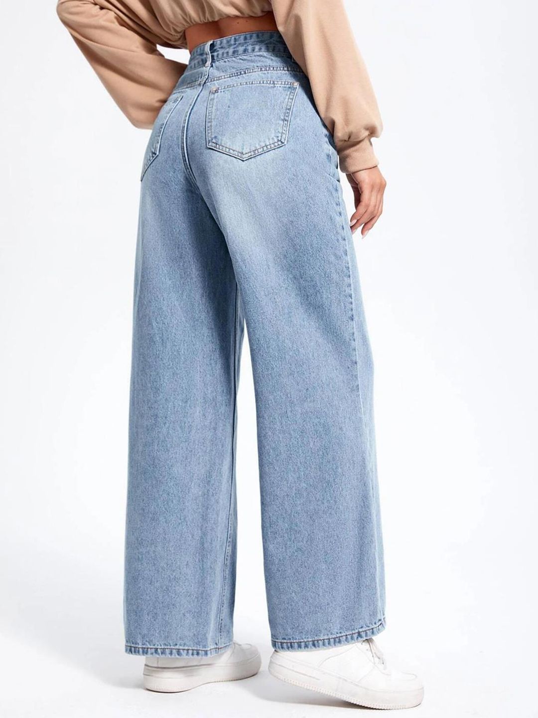 Kotty Blue Women Jean Straight Fit High-Rise Heavy Fade Clean Look Stretchable Jeans