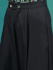 Kotty Women Solid Relaxed High-Rise Easy Wash Pleated Trousers