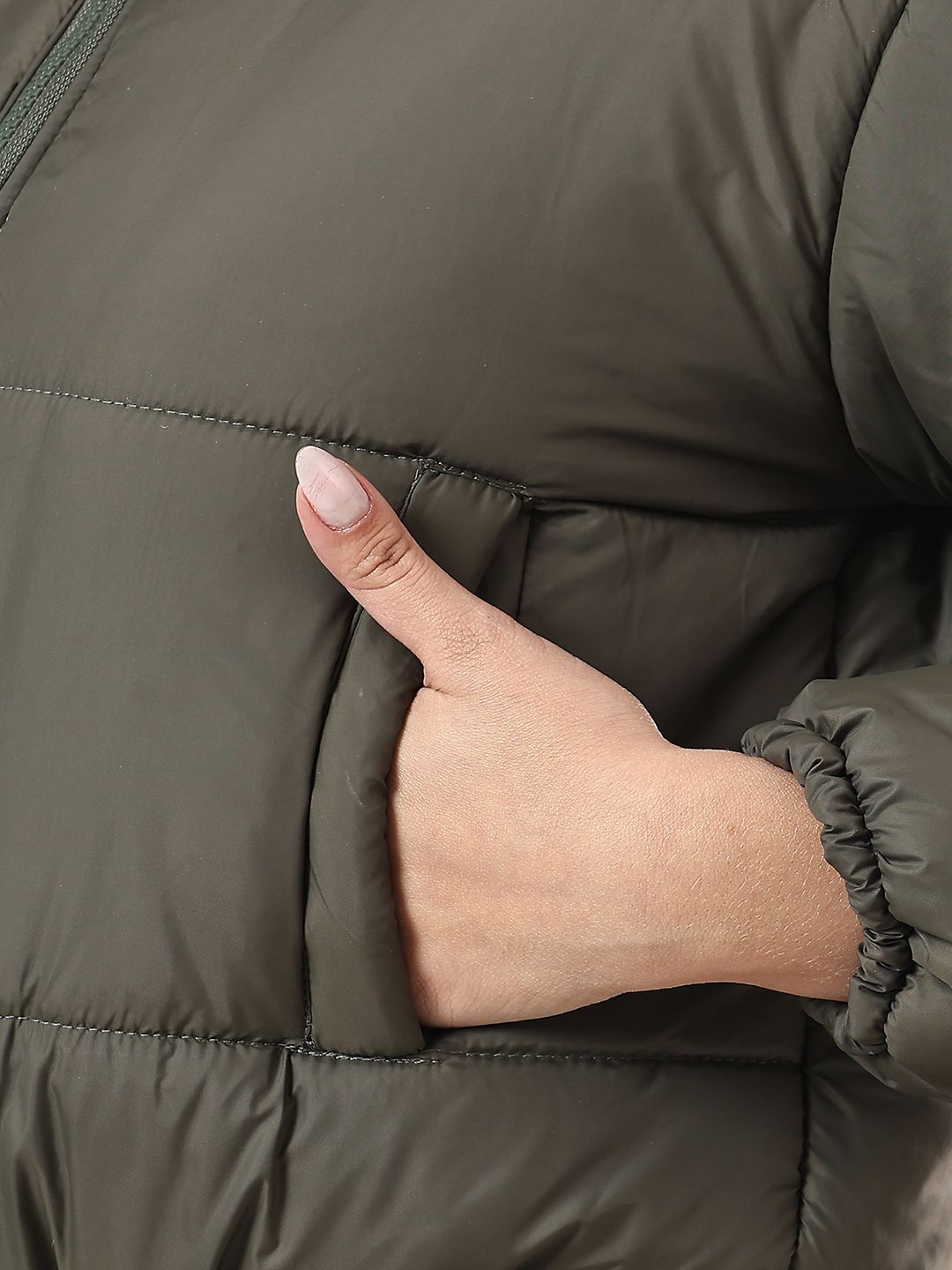 Kotty Women Mock Collar Solid Casual Puffer Insulator Jacket