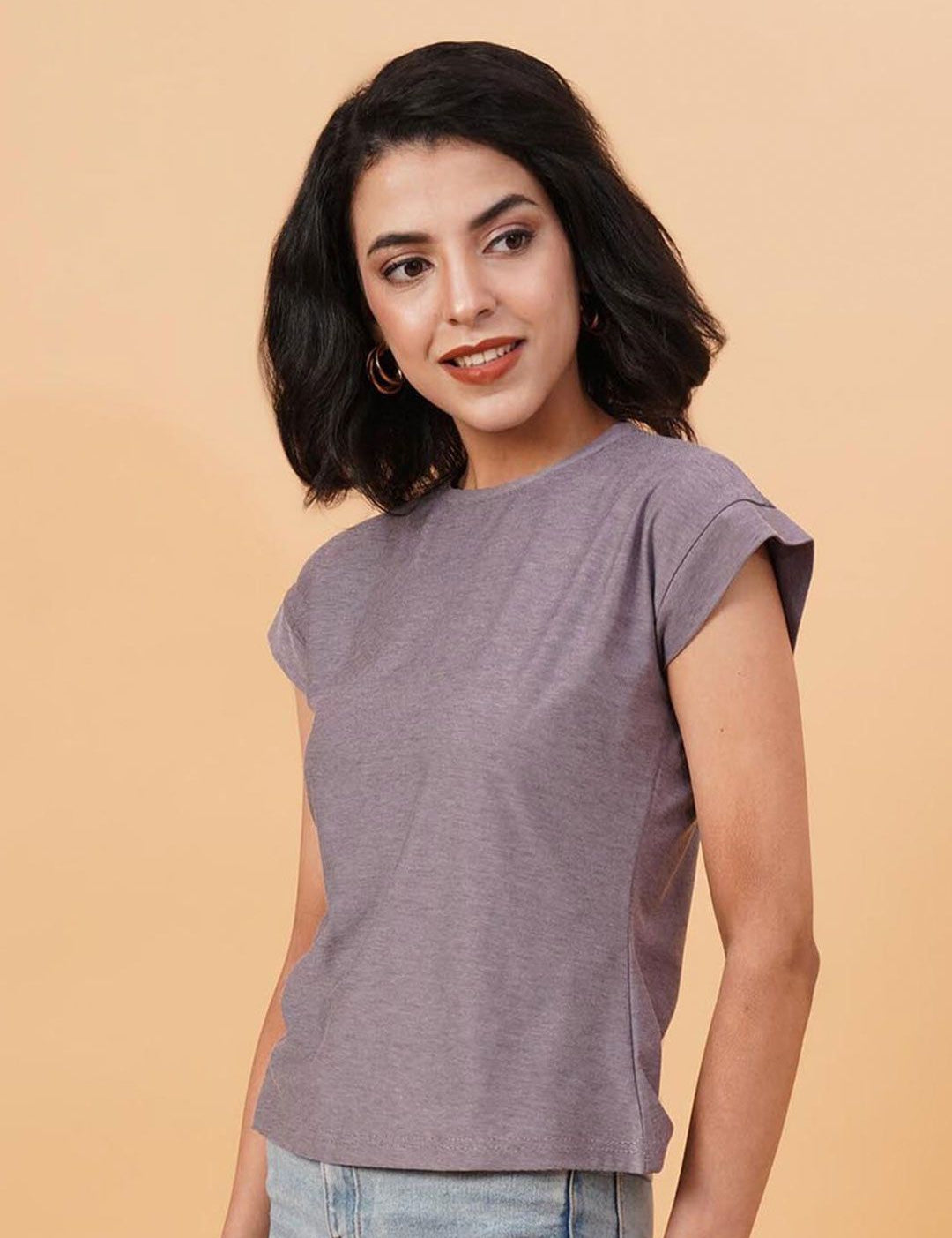 Kotty Round Neck Extended Sleeves Regular Fit T-shirt