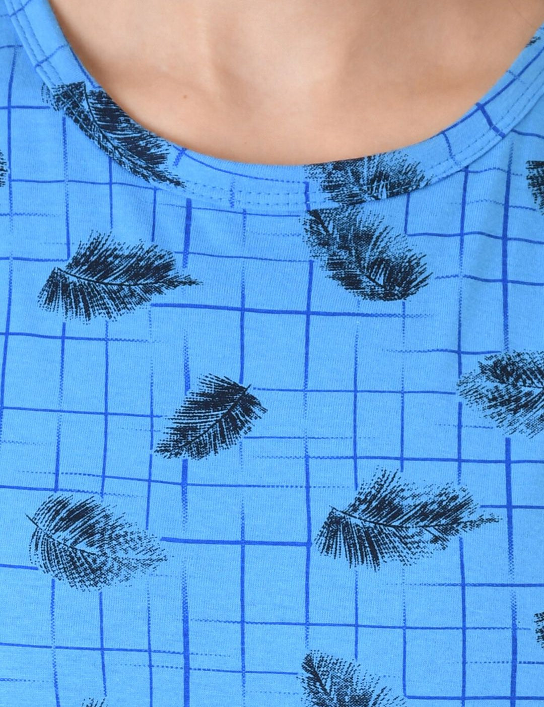 Kotty Women Blue Printed Round Neck T-shirt