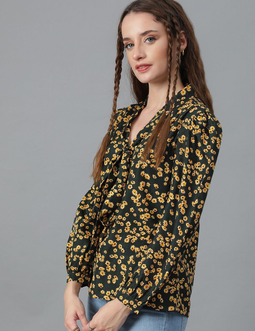 Kotty Floral Printed Tie-Up Neck Cuffed Sleeves Regular Top