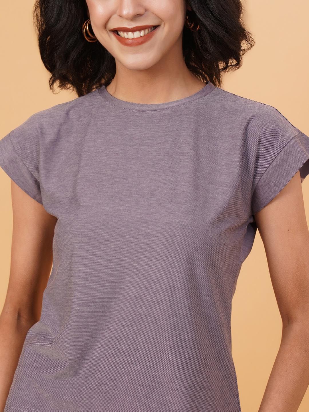 Kotty Round Neck Extended Sleeves Regular Fit T-shirt