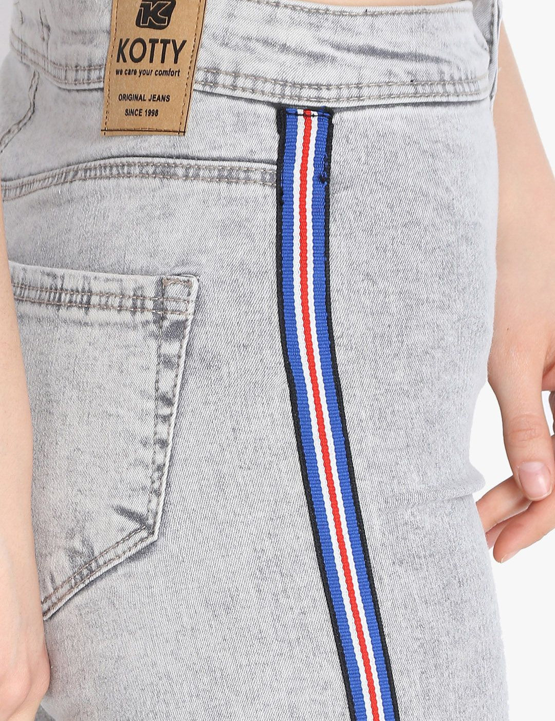 Kotty Women Grey Skinny Fit High-Rise Clean Look Jeans