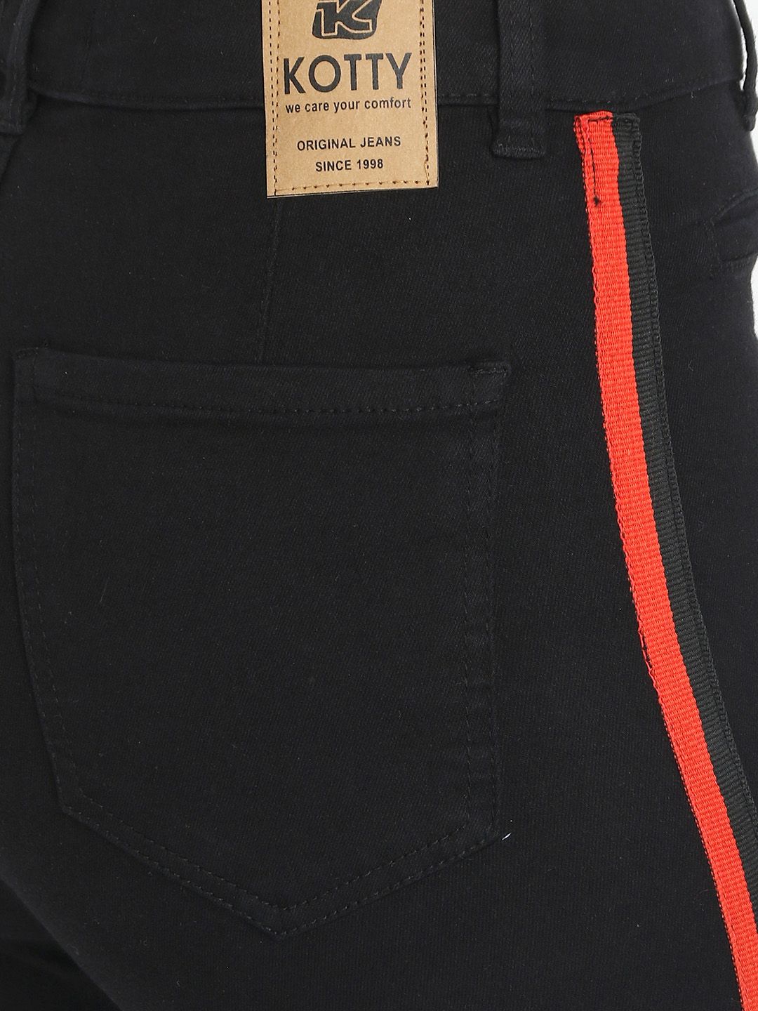Kotty Women Black Skinny Fit High-Rise Clean Look Jeans
