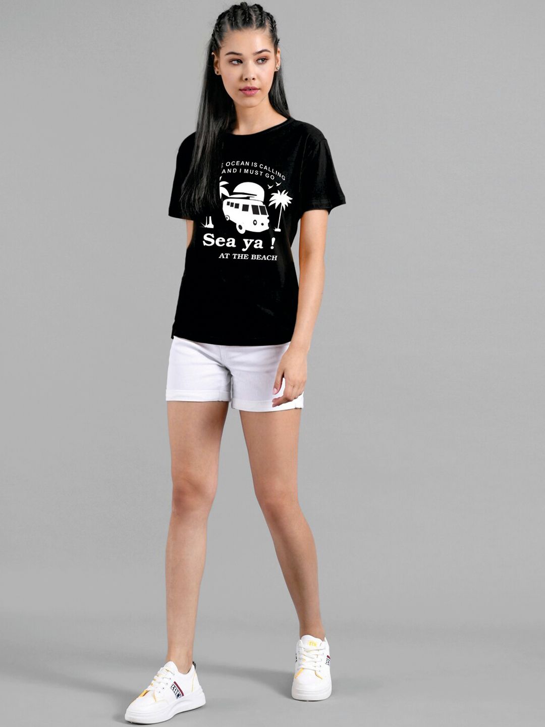 Kotty Women Black Printed Round Neck T-shirt