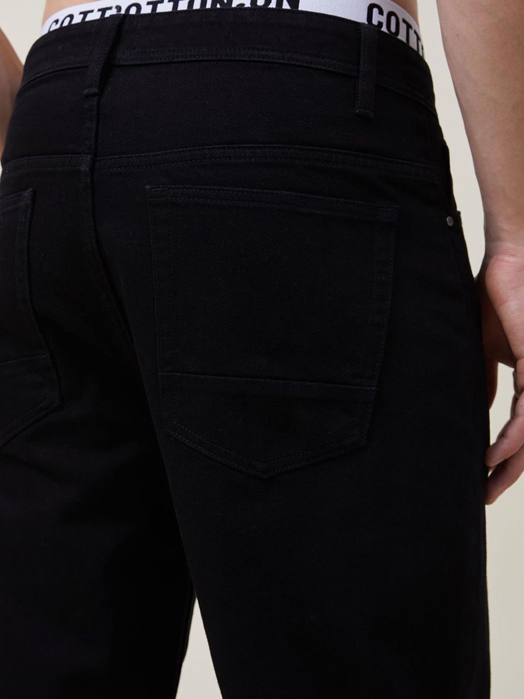 Kotty Men Jean Regular Fit Low-Rise Clean Look Stretchable Cotton Jeans