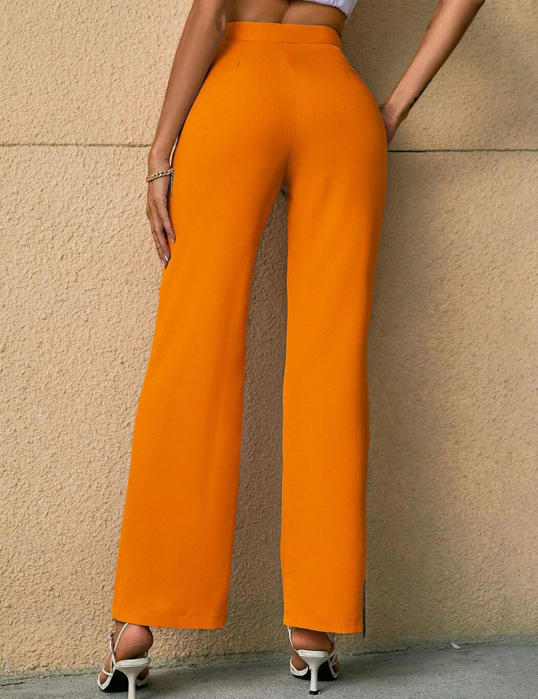 Kotty Women Relaxed Straight Fit High-Rise Easy Wash Trousers