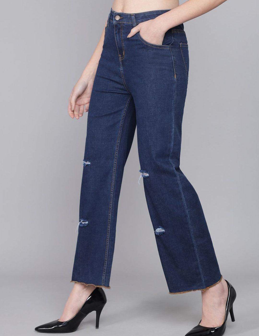 Kotty Women Straight Fit Low-Rise Slash Knee Stretchable Jeans