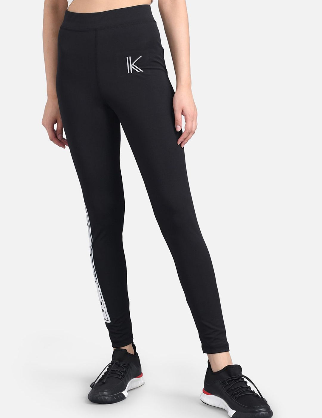 Kotty Women Black & White Printed Tights