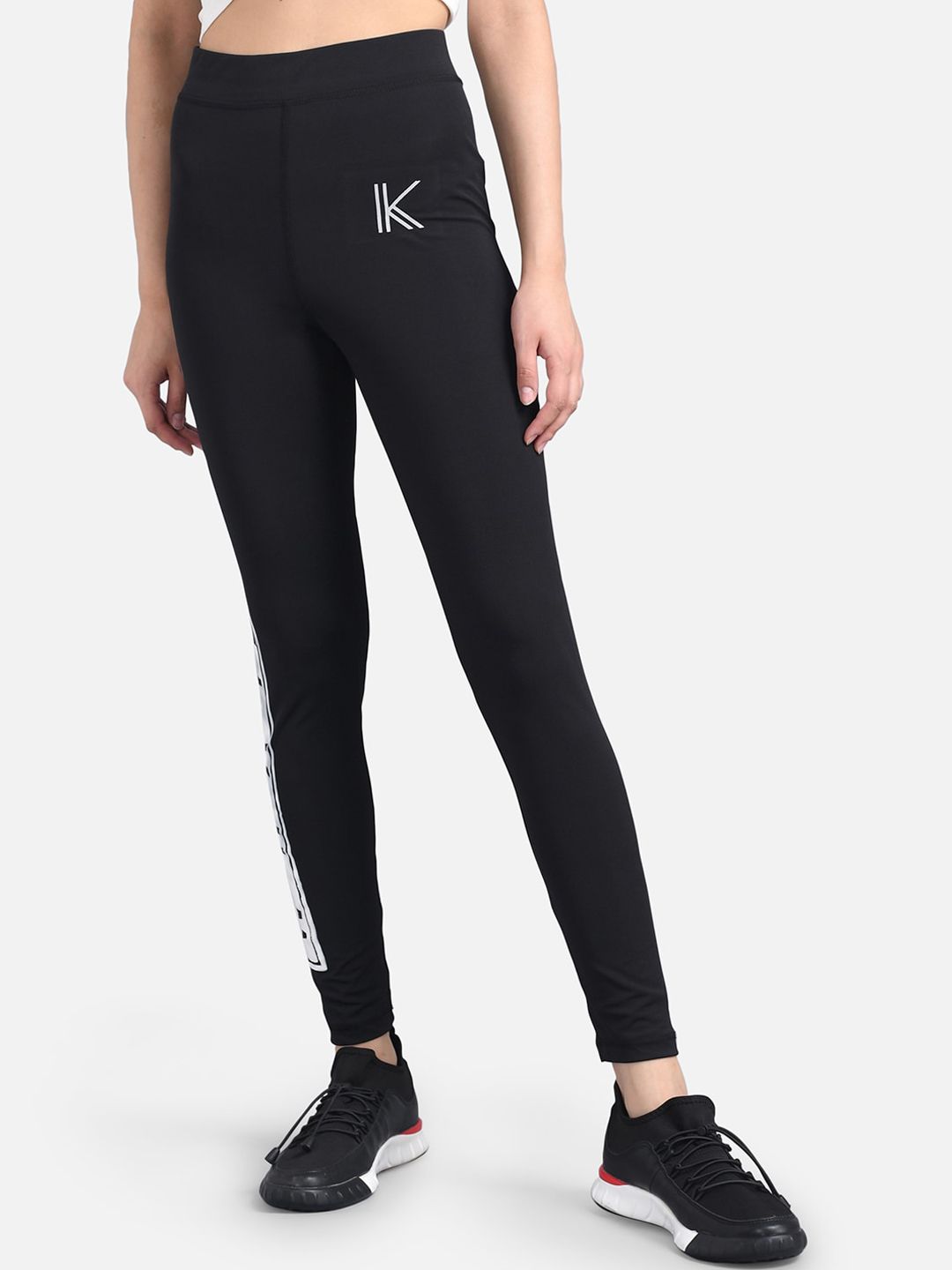 Kotty Women Black & White Printed Tights