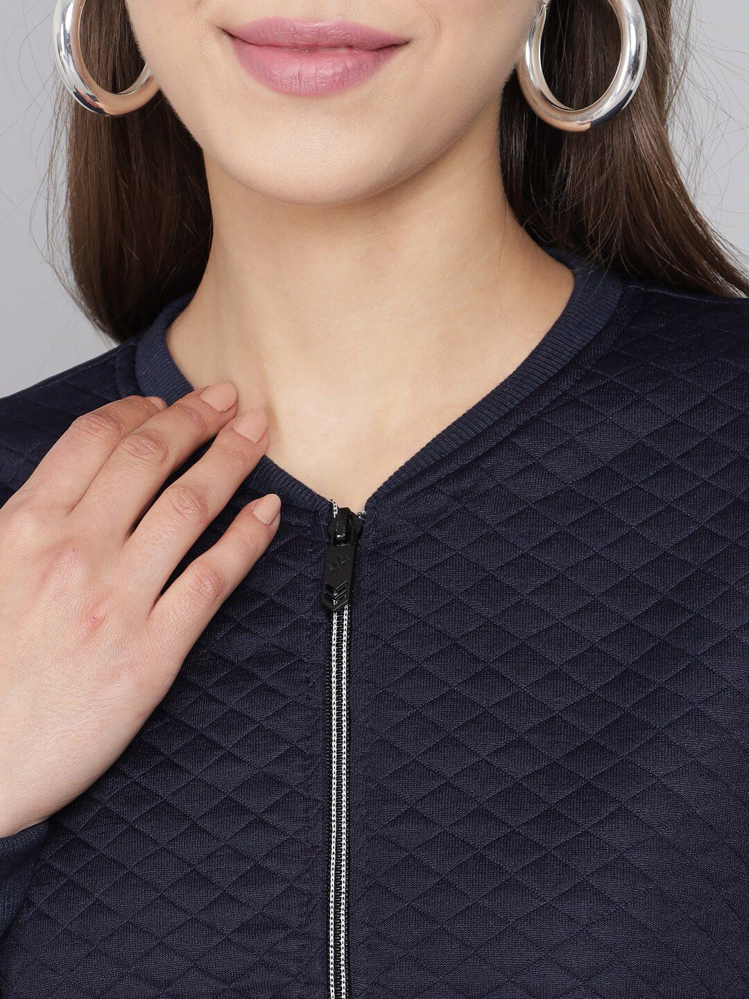 Kotty Women Navy Blue Geometric Lightweight Quilted Jacket