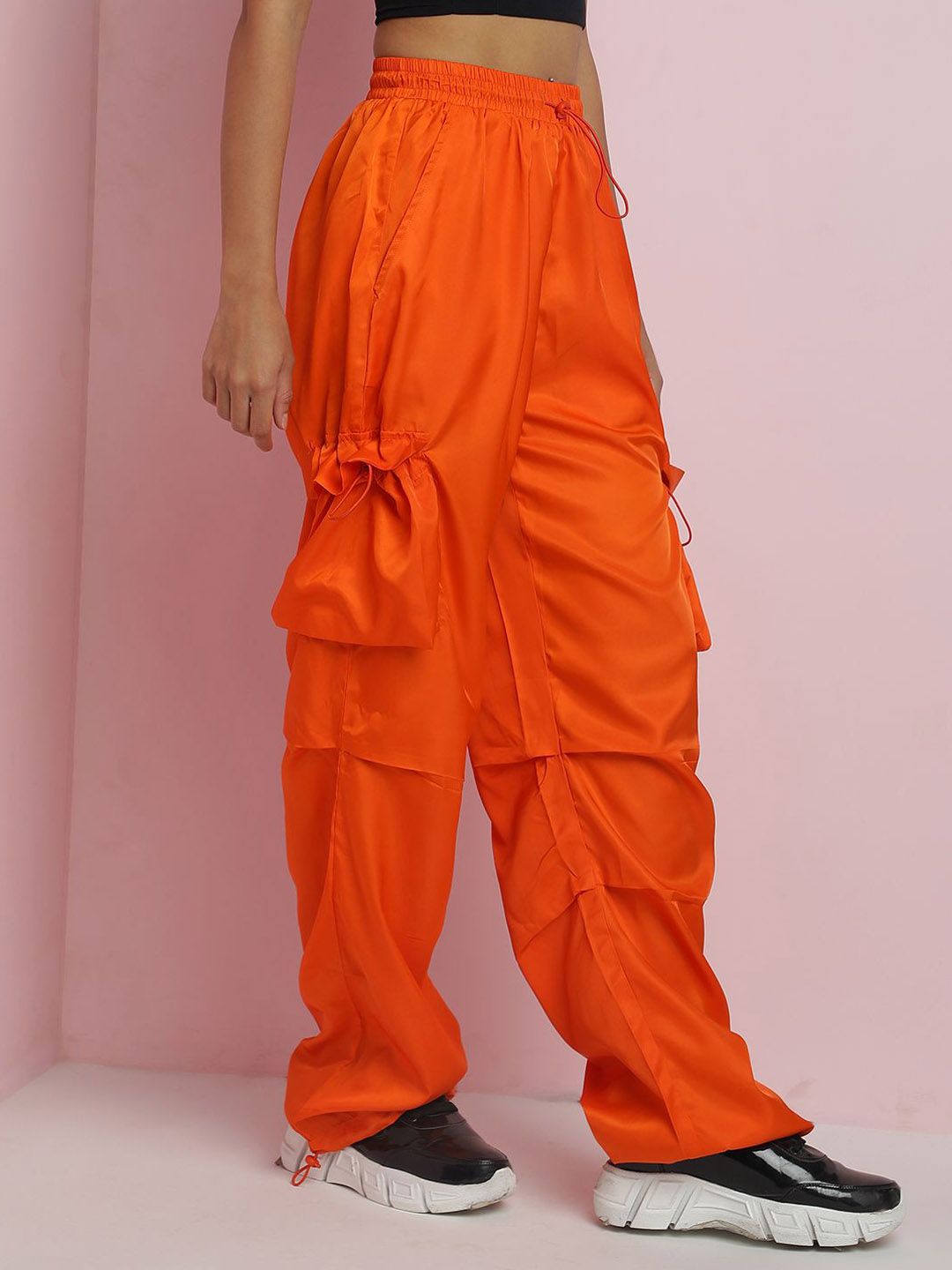 Kotty Women Solid Relaxed Loose Fit Mid -Rise Easy Wash Parachute Trousers