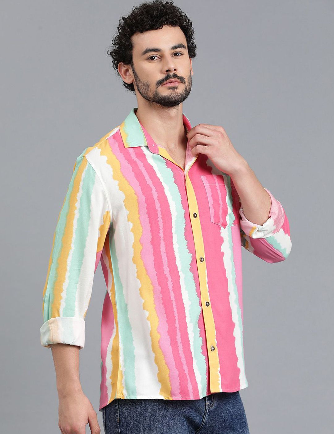 Kotty Men Spread Collar Striped Casual Shirt