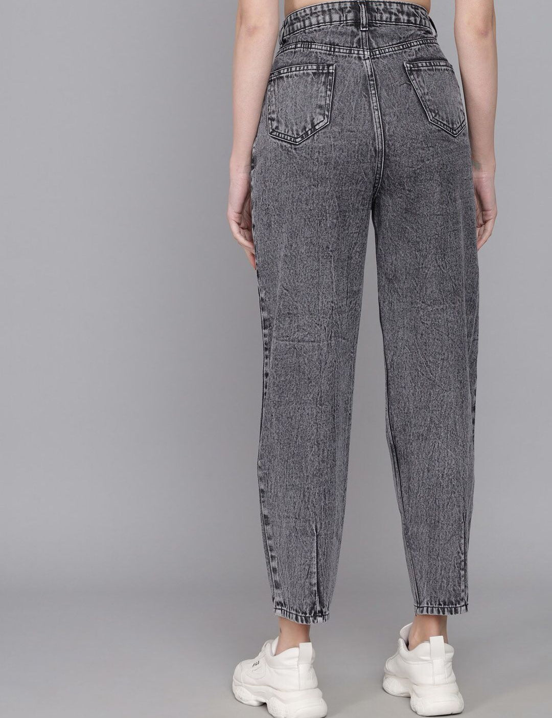 Kotty Women Grey Jean Mom-Fit High-Rise Heavy Fade Pure Cotton Jeans