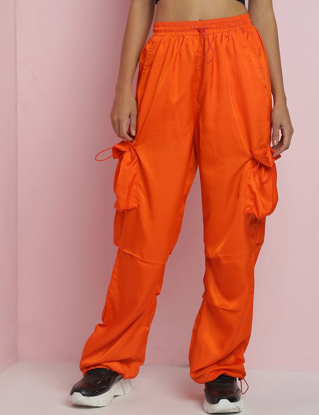 Kotty Women Solid Relaxed Loose Fit Mid -Rise Easy Wash Parachute Trousers