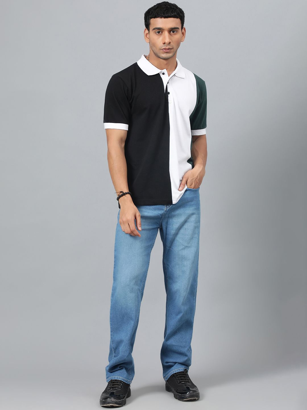 Kotty Men Colourblocked Polo Collar T-shirt