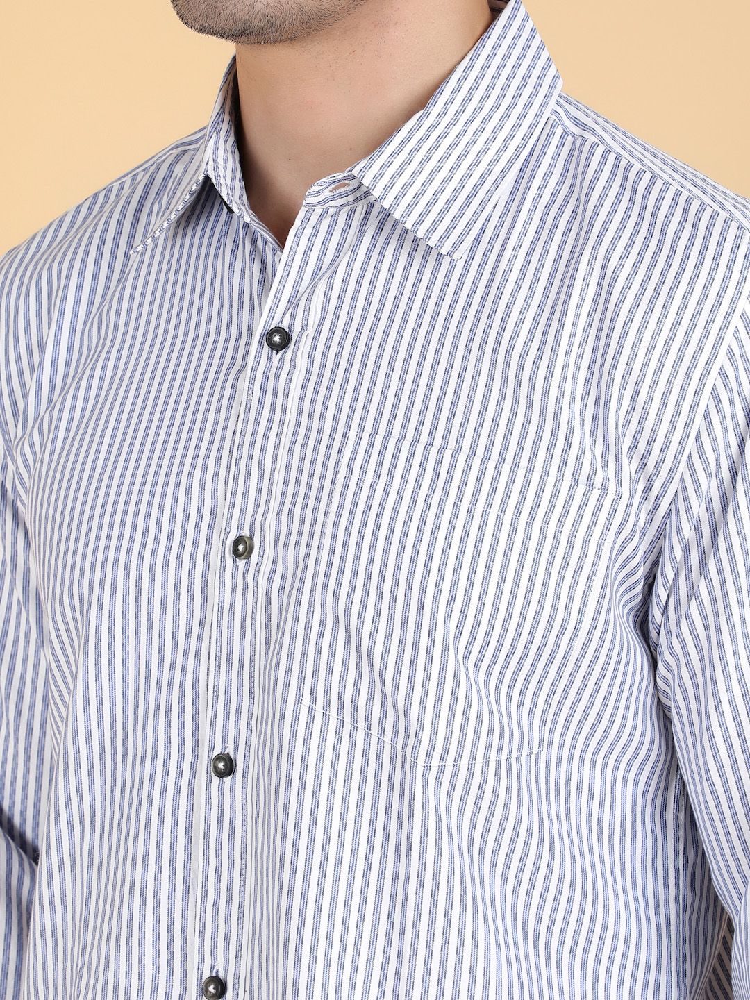 Kotty Men Relaxed Spread Collar Graphic Printed Casual Shirt