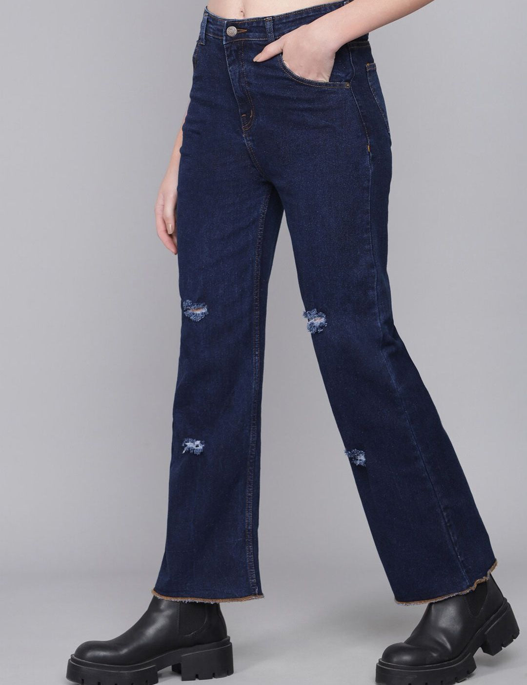 Kotty Women Blue High-Rise Mildly Distressed Jeans