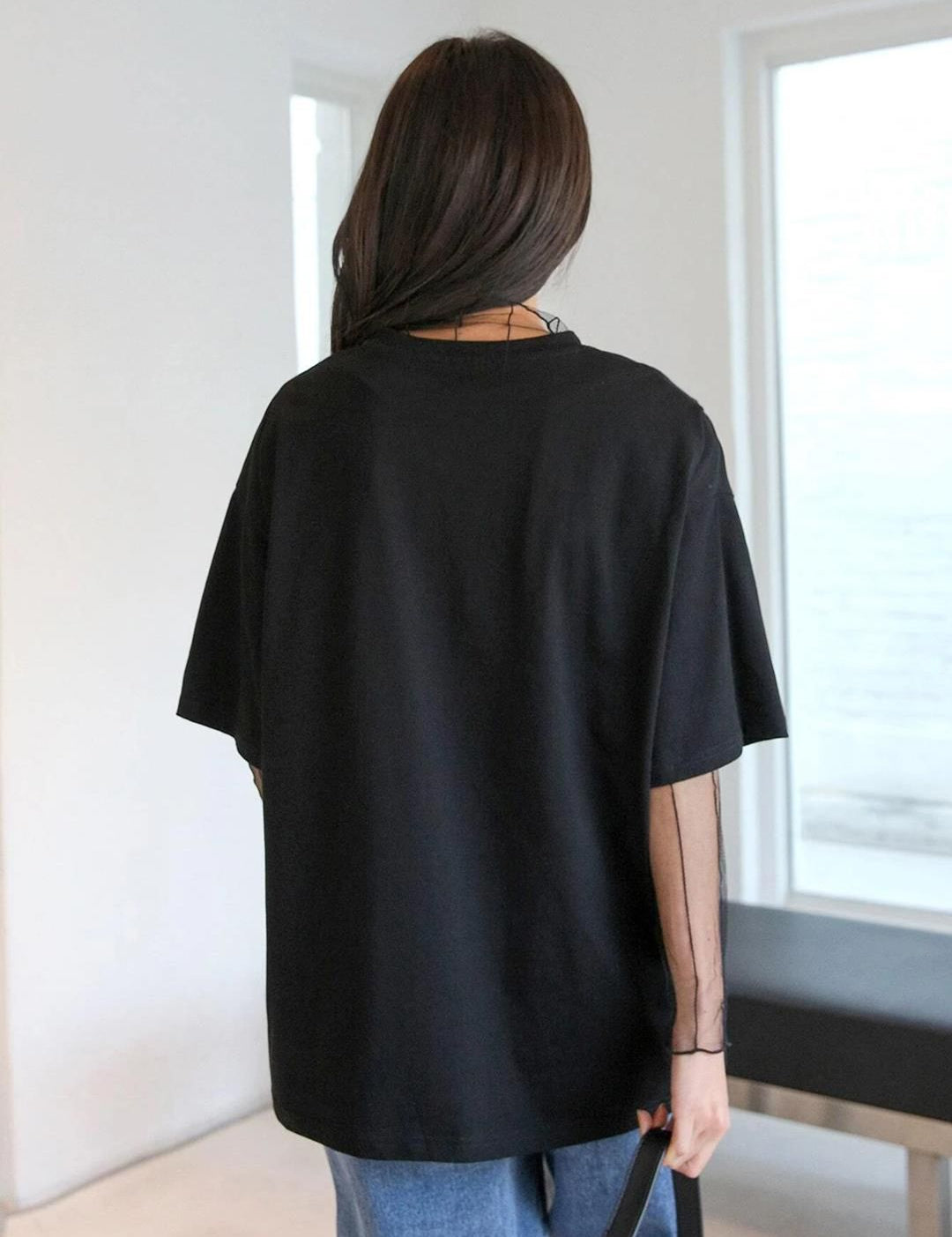 Kotty Graphic Printed Drop Shoulder Sleeves Oversize Fit T-shirt