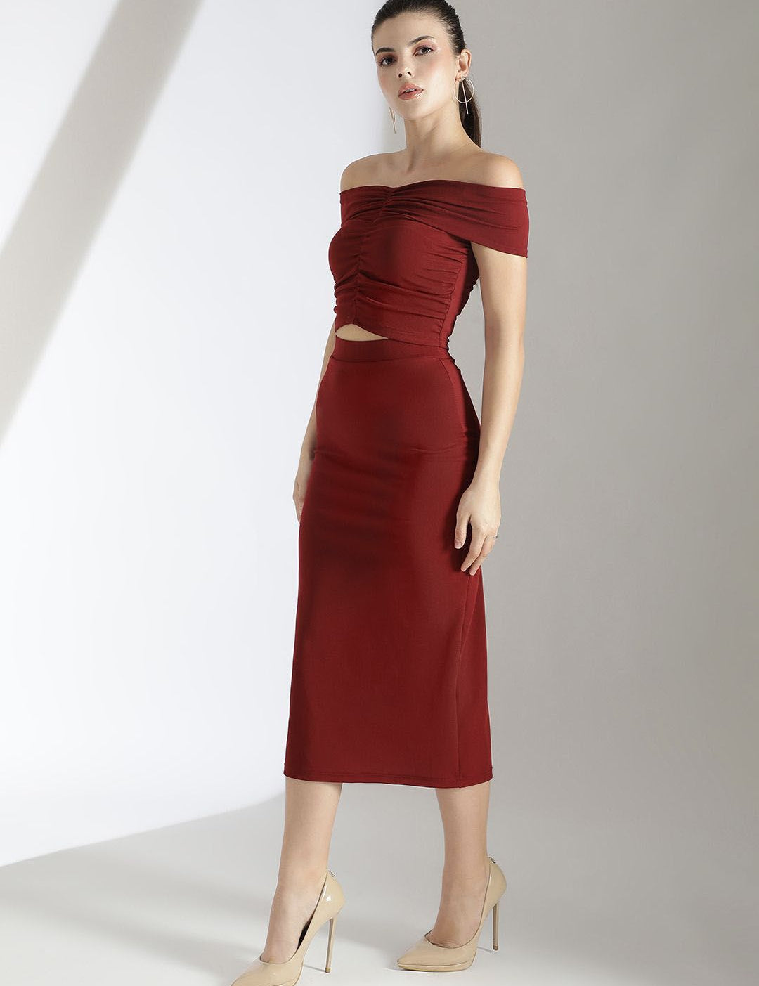 Kotty Maroon Off Shoulder Neck Top With Skirt