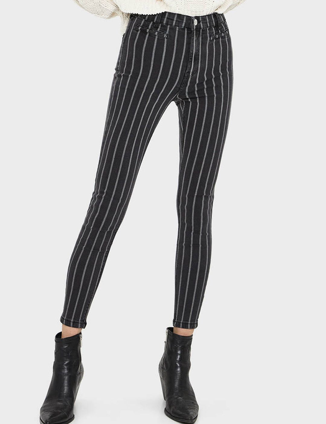 Kotty Women Black & White Skinny Fit High-Rise Clean Look Jeans