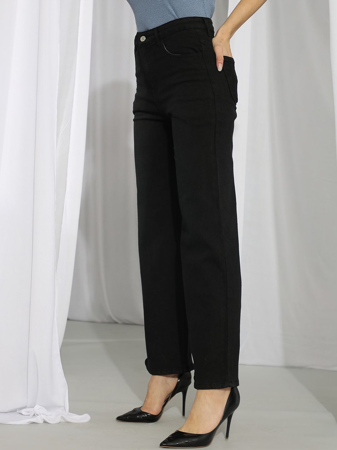 Kotty Women Black Jean Straight Fit High-Rise Stretchable Jeans