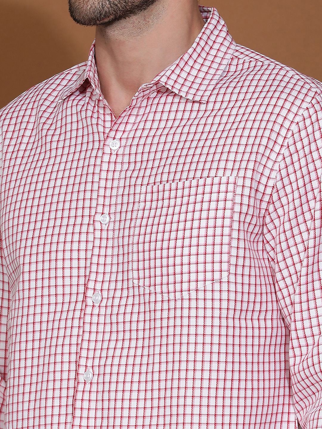 Kotty New Checked Spread Collar Casual Shirt
