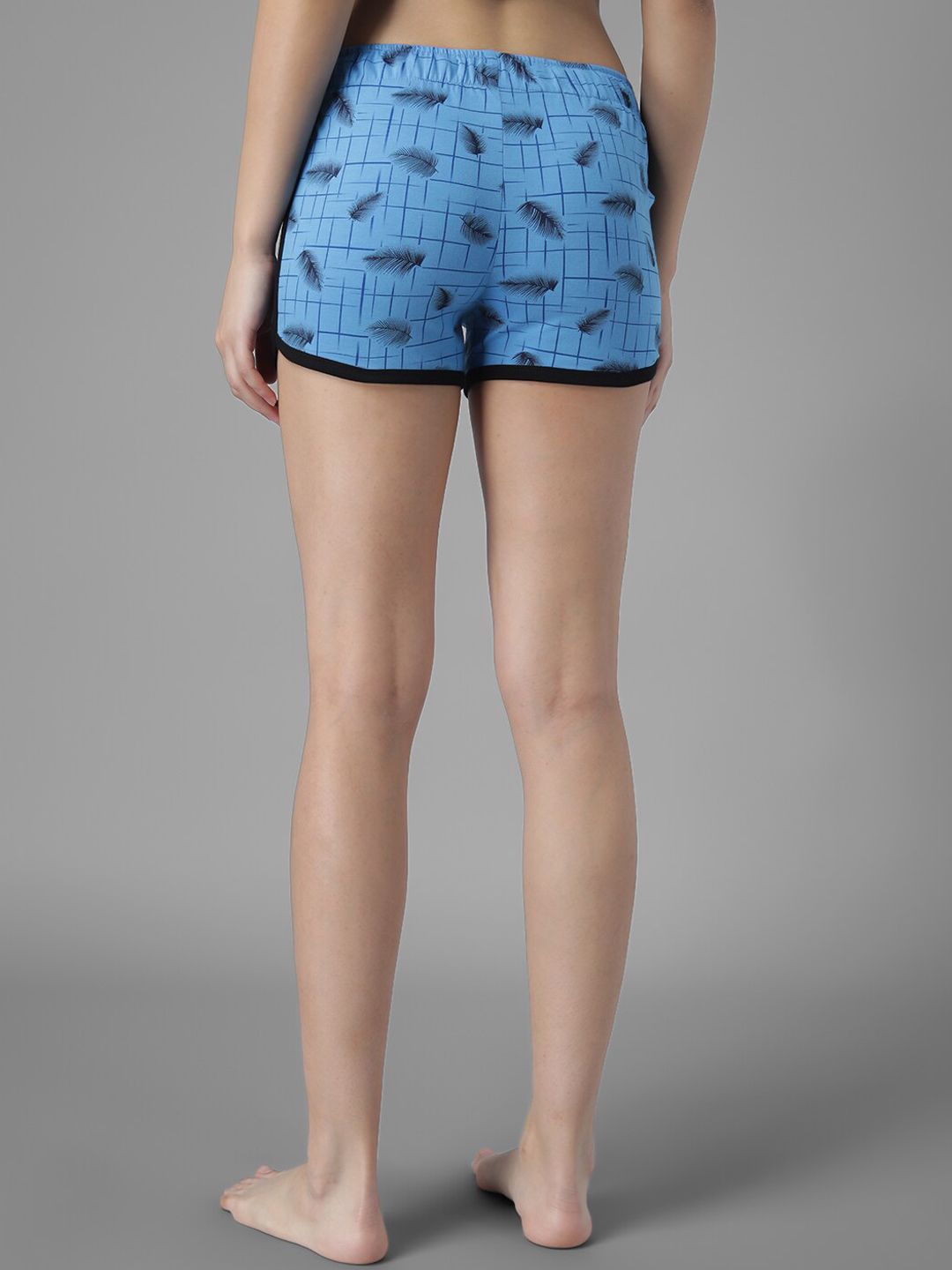Kotty Women Checked Regular Fit Low-Rise Shorts