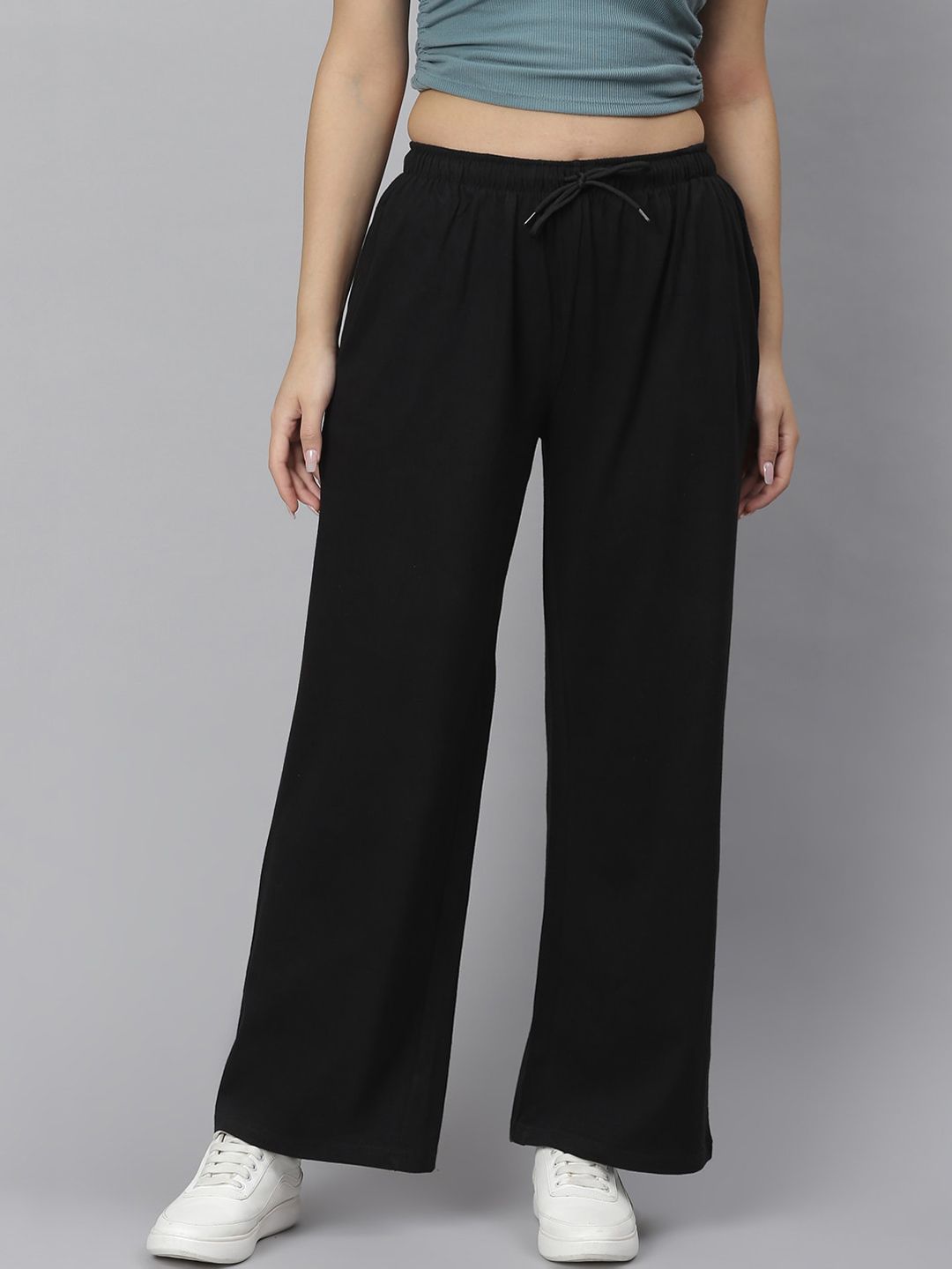 Kotty Women Black Solid Straight-Fit Track Pants