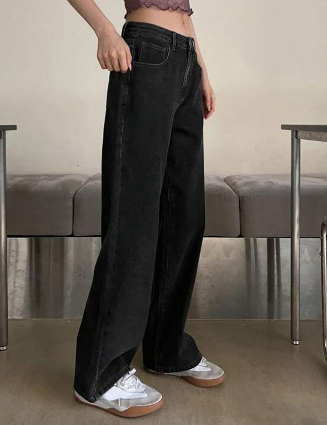 Kotty Women Straight Fit High-Rise Stretchable Jeans