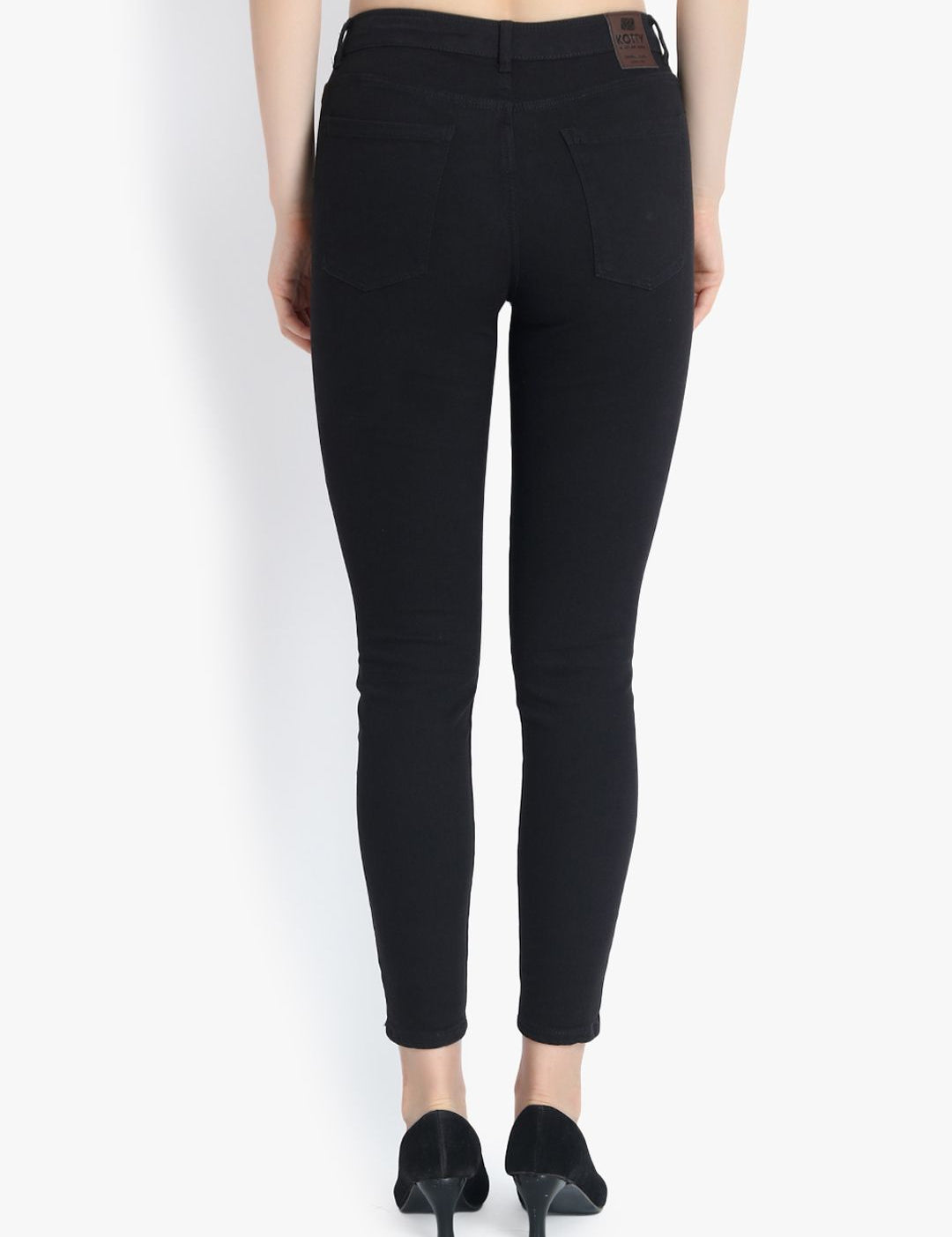 Kotty Women Black Skinny Fit High-Rise Clean Look Jeans