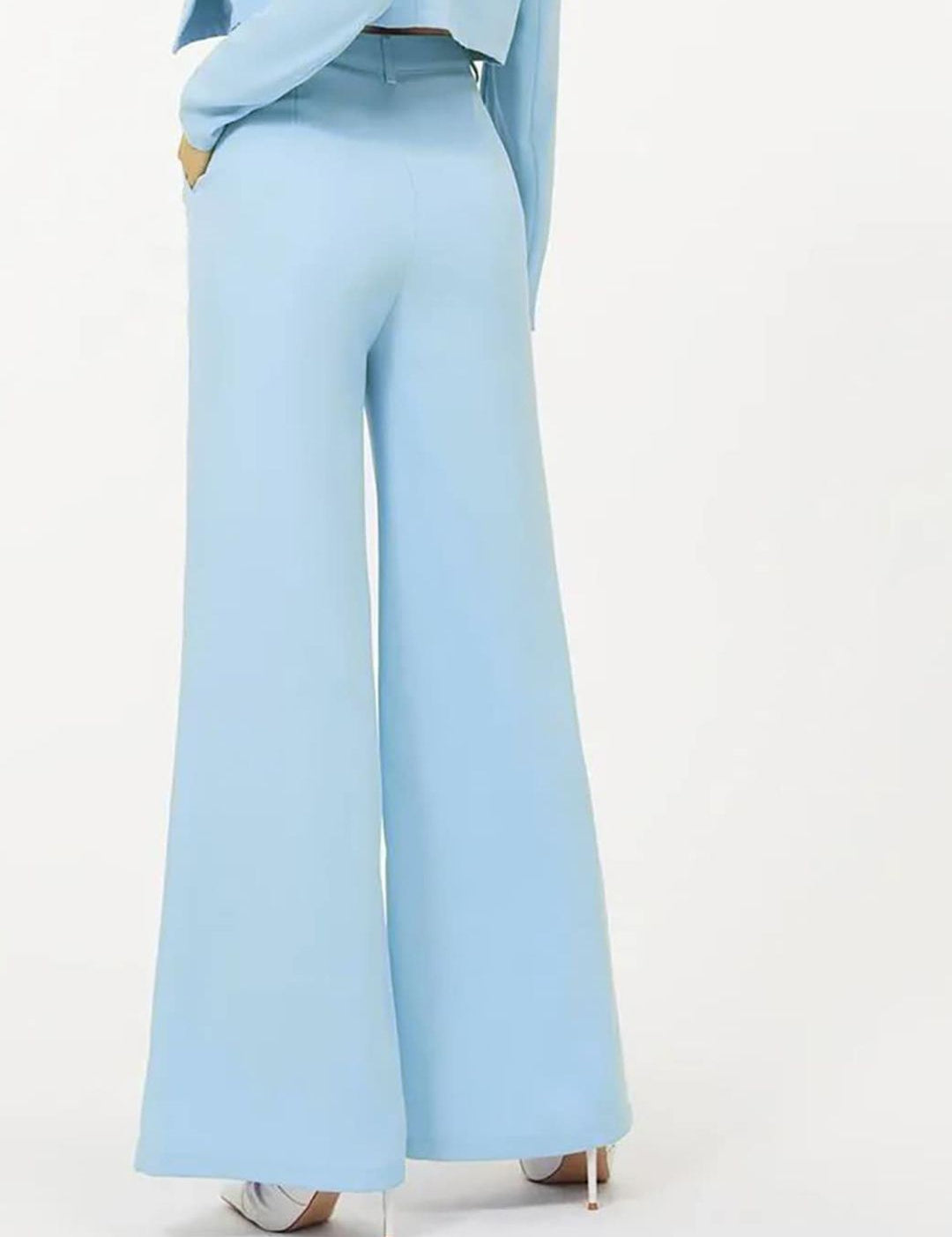 KOTTY BIZwear Basics Women Relaxed Straight Leg Straight Fit High-Rise Easy Wash Trousers