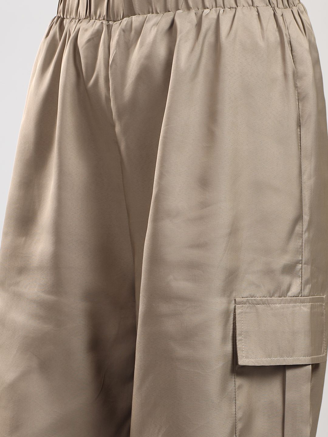 Kotty Women High-Rise Parachute Trousers