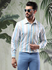 Kotty Men Cutaway Collar Vertical Striped Casual Shirt