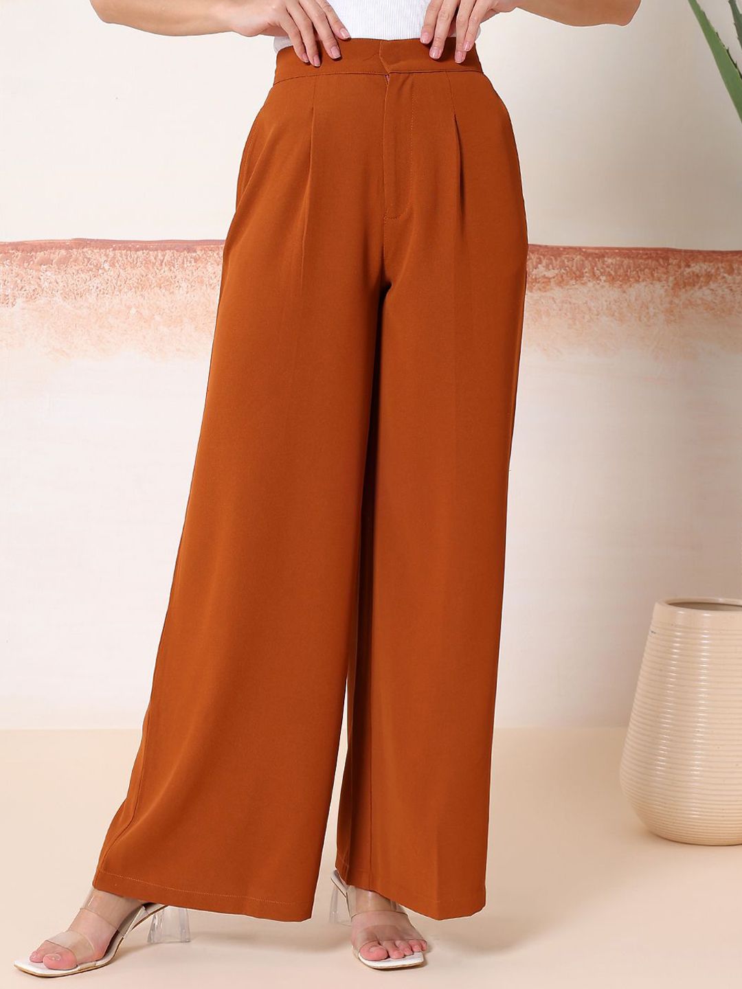 Kotty Women High-Rise Trousers