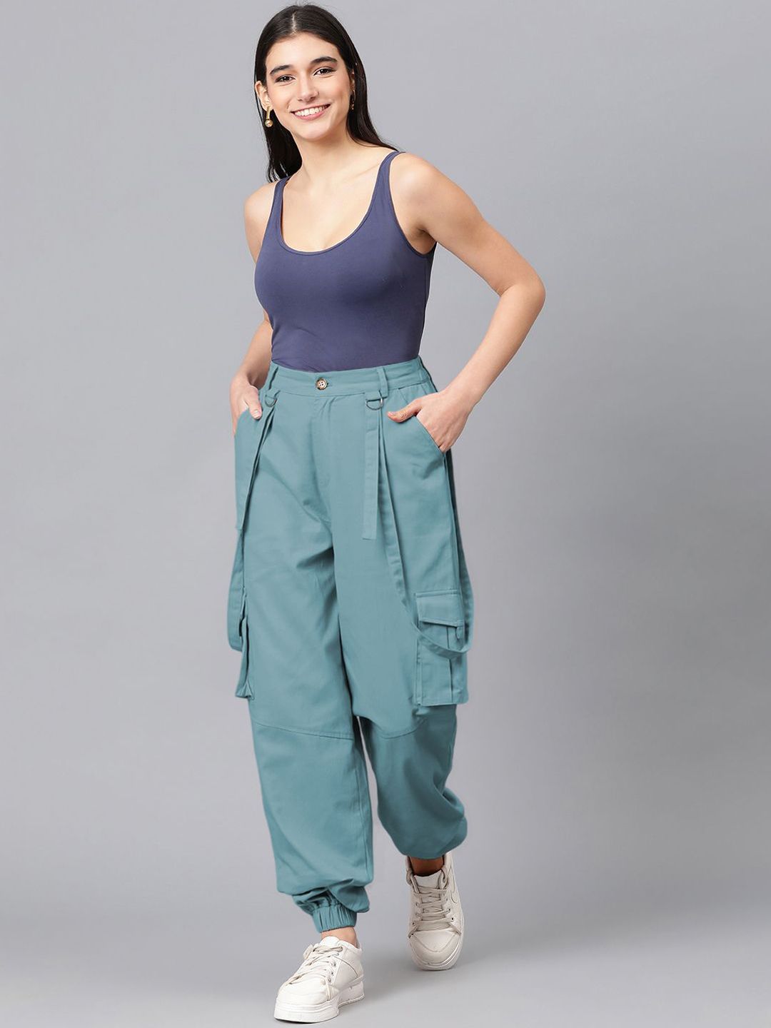 Kotty Women Relaxed High-Rise Easy Wash Cargos Trousers