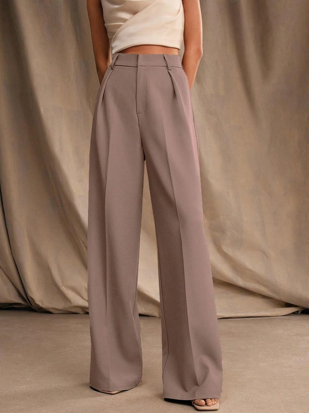 Kotty Women High-Rise Tapered Fit Pleated Trousers