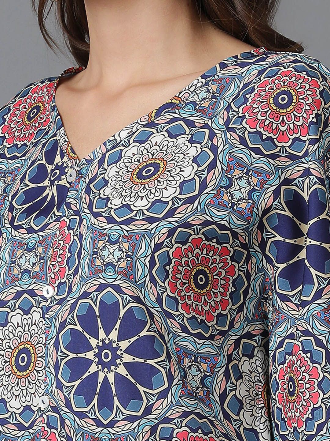 Kotty Blue Floral Printed V-Neck Flared Sleeves Top
