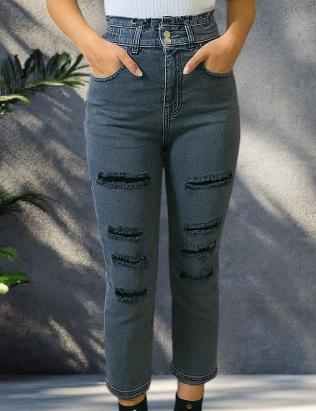 Kotty Women High-Rise Highly Distressed Stretchable Straight Fit Jeans