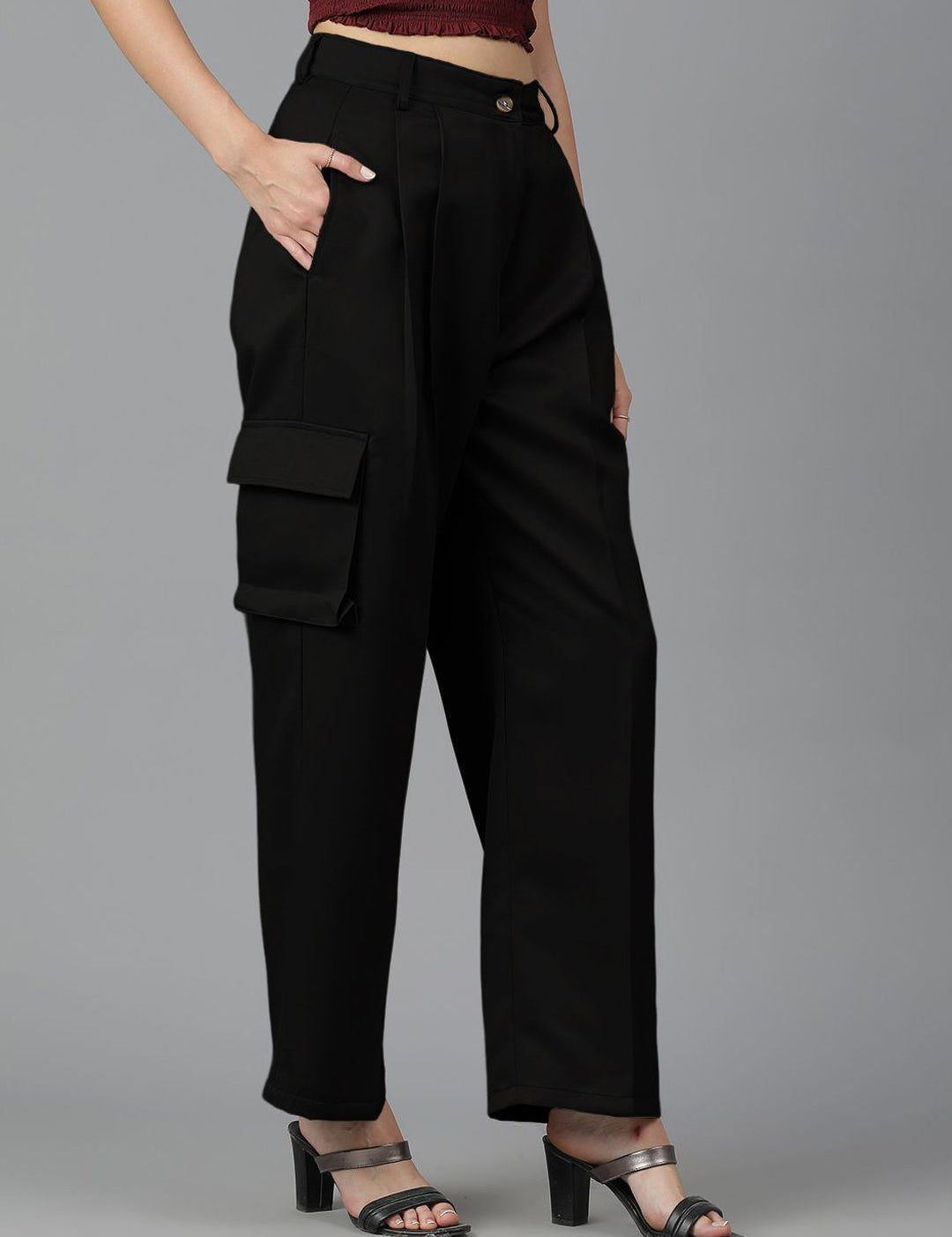 Kotty Women Black Straight Fit High-Rise Pleated Cargos
