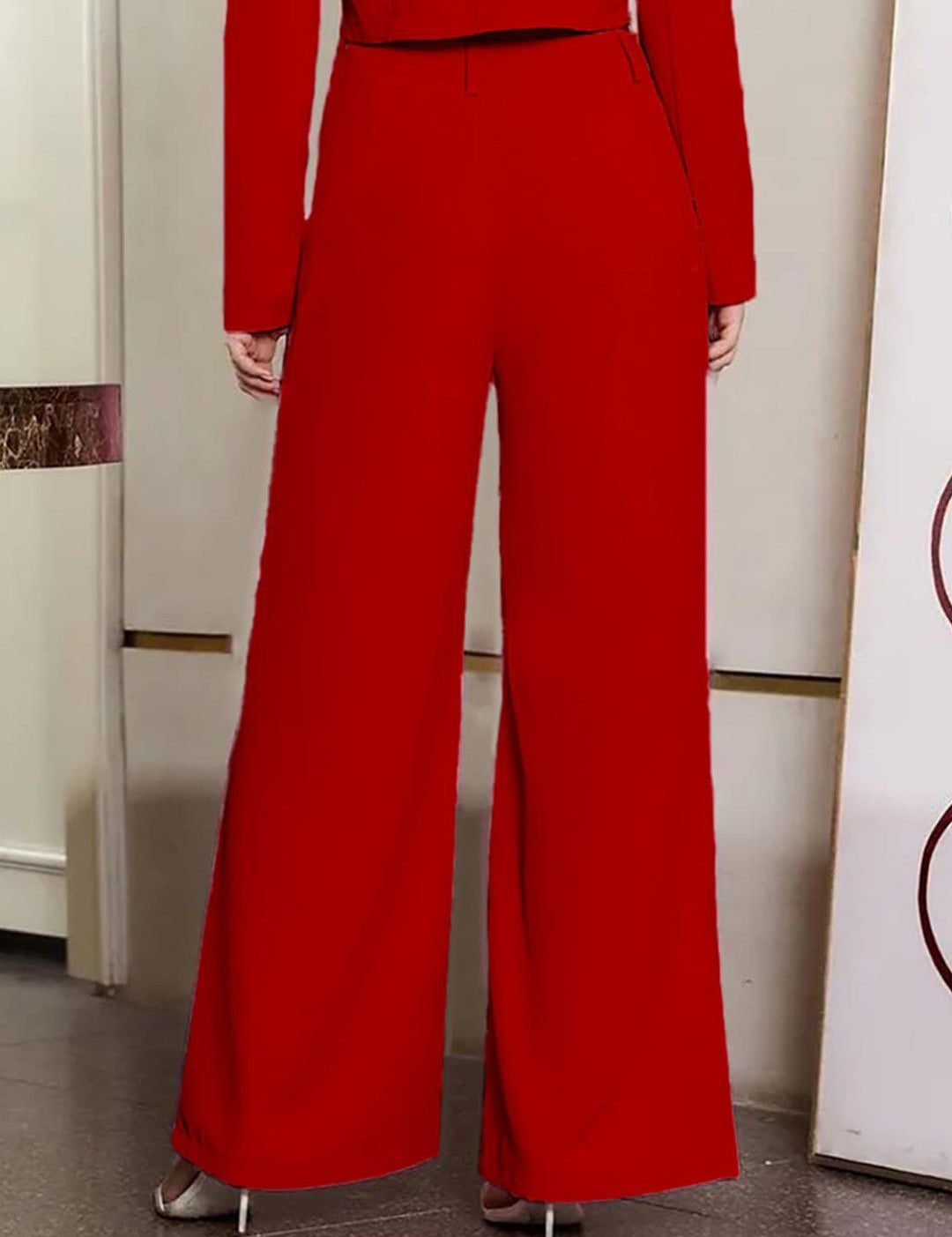 KOTTY BIZwear Basics Women Relaxed Straight Leg High-Rise Easy Wash Pleated Trousers