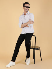 Kotty Men Relaxed Spread Collar Graphic Printed Casual Shirt