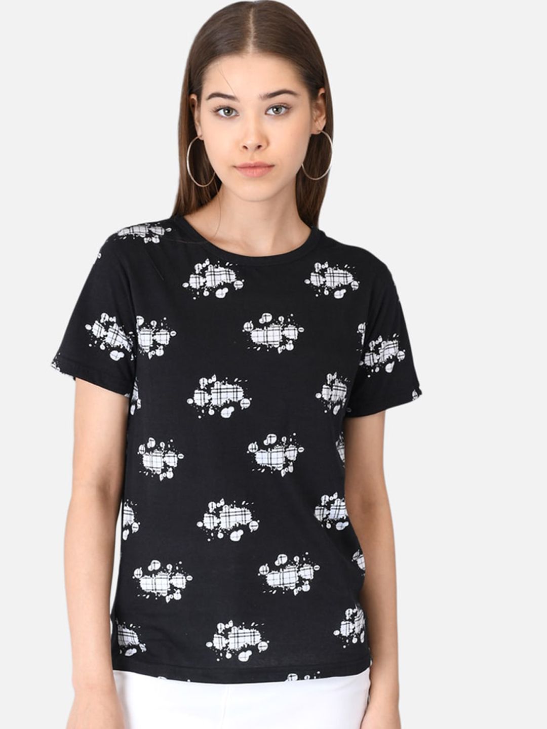 Kotty Women Black Printed Round Neck T-shirt