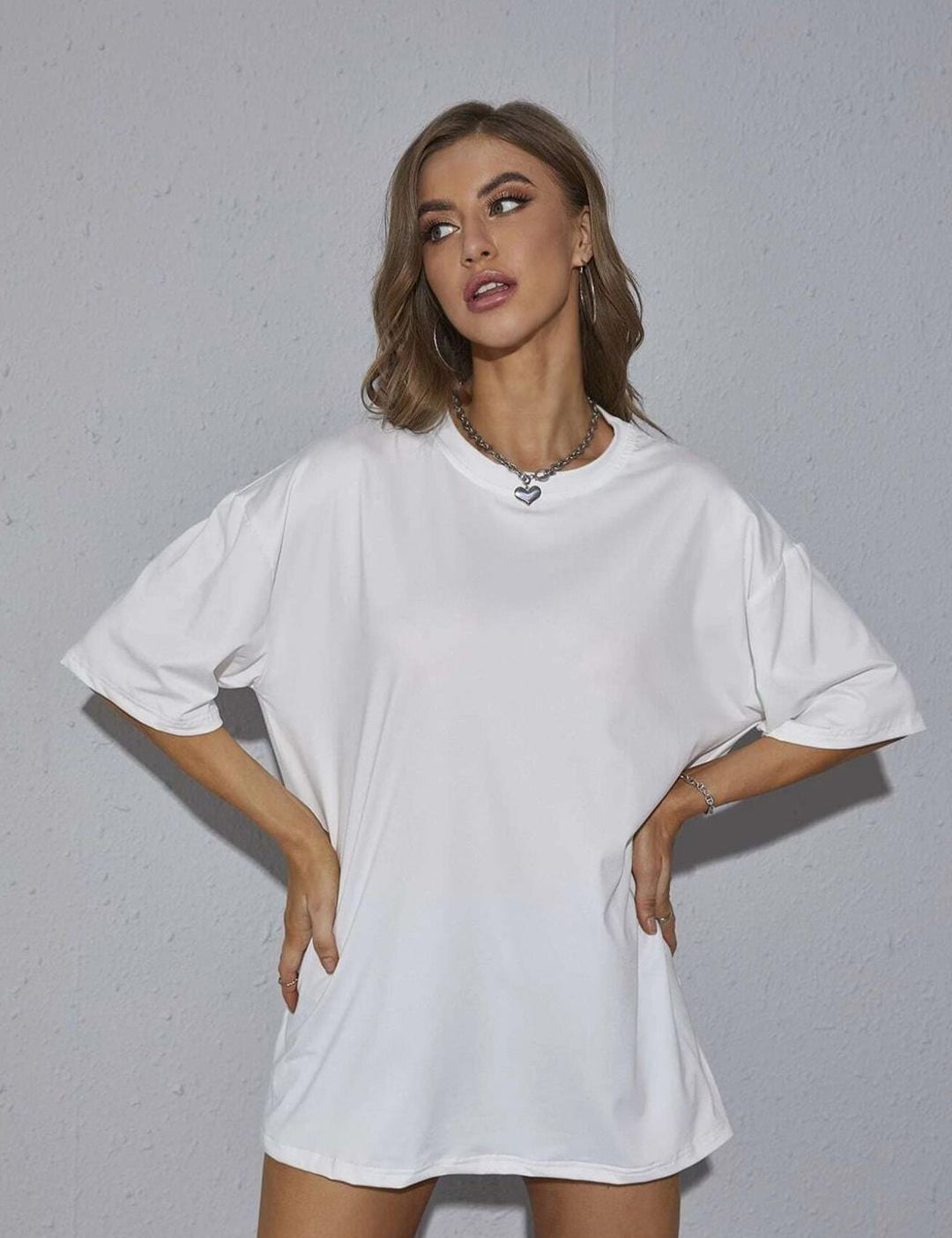 Kotty Drop Shoulder Sleeves Oversize Fit T-shirt