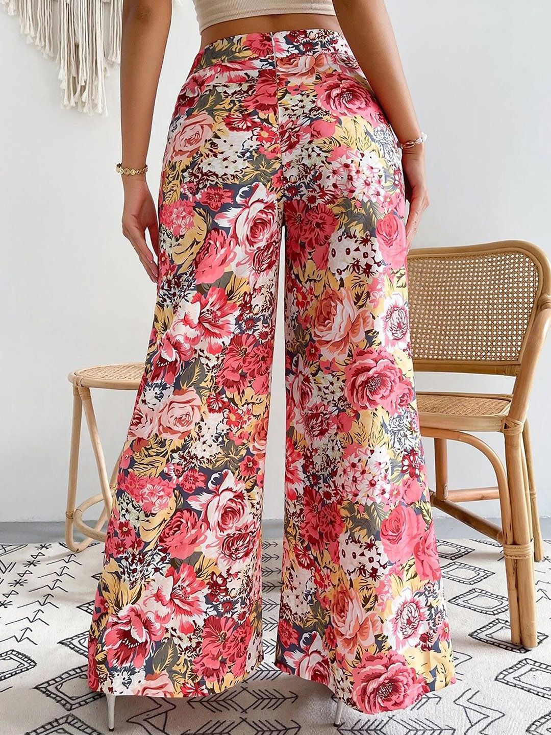 Kotty Women Pink Floral Printed Relaxed Flared High-Rise Easy Wash Trousers