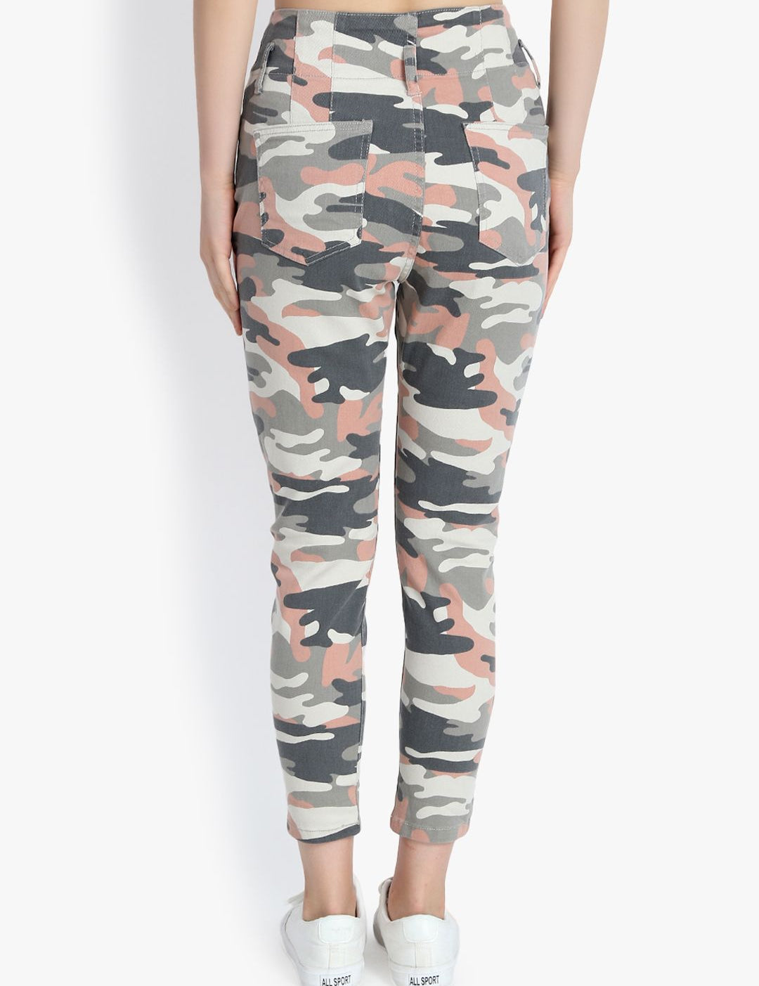 Kotty Women White & Black Skinny Fit High-Rise Clean Look Jeans